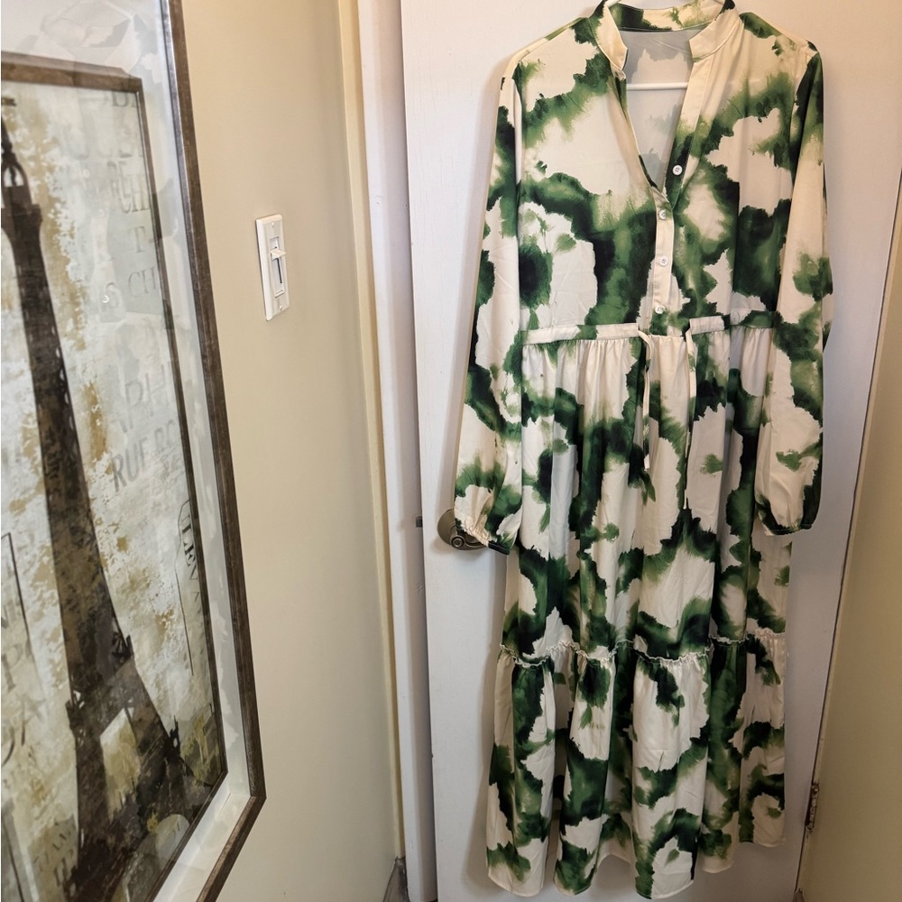 Green Tie-Dye Long Sleeve Tiered Maxi Dress - Cream & Green 56” long